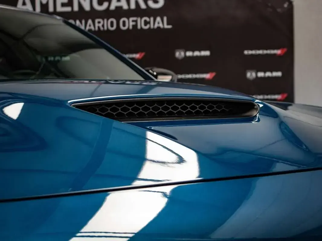 Usado Dodge Charger 492 CV (361 kW) 2024 Azul Utilitario