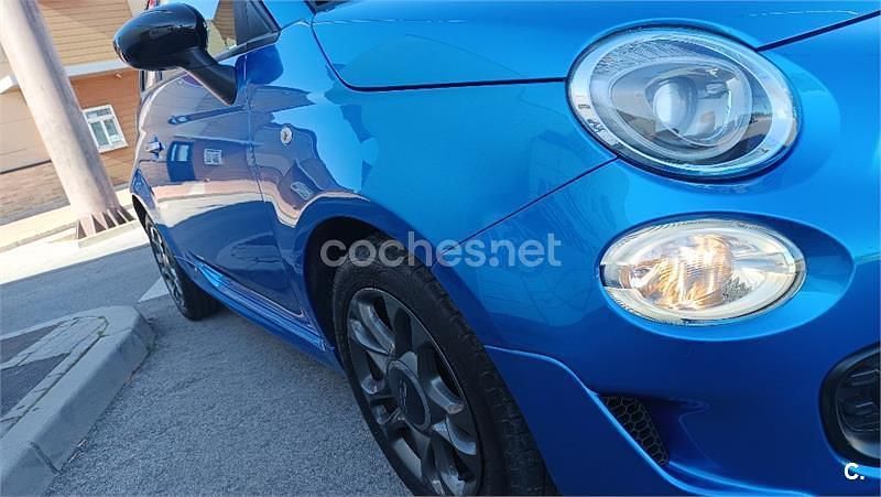 Usado Fiat 500 Sport 70 CV (51 kW) 2021 Azul Berlina