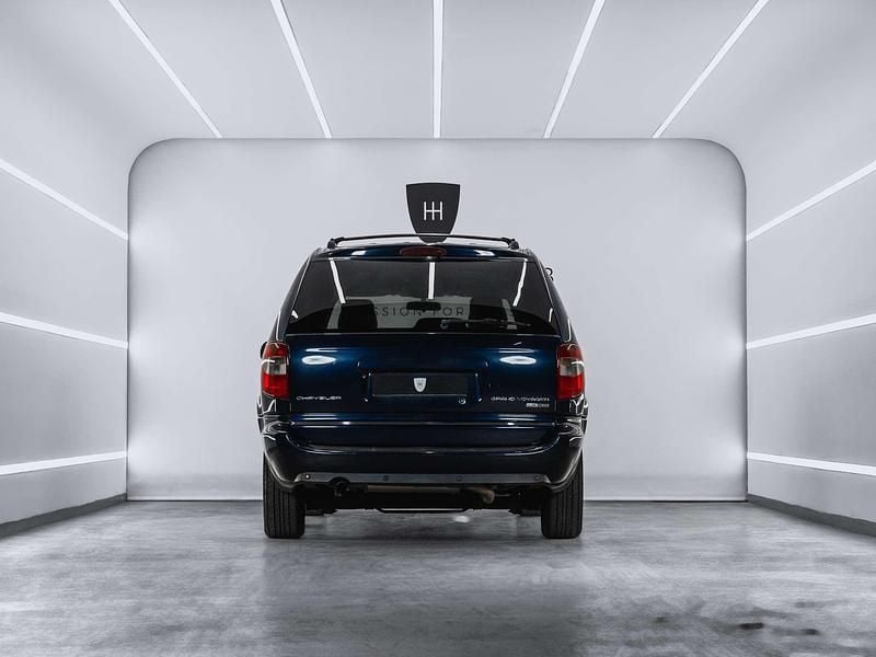 Usado Chrysler Grand Voyager 150 CV (110 kW) 2007 Azul Monovolumen