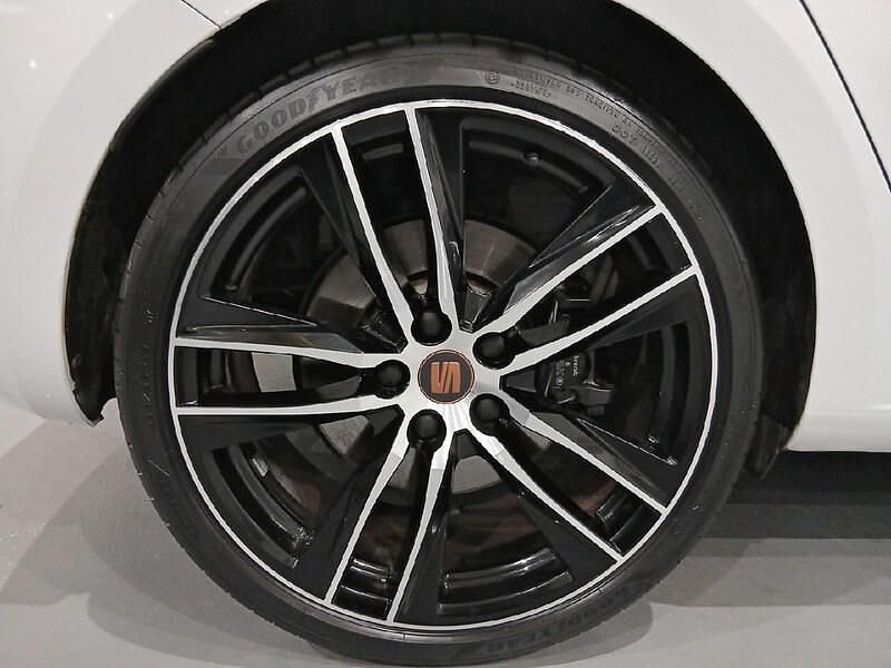 Usado Seat Leon Cupra 290 290 CV (213 kW) 2019 Blanco Berlina