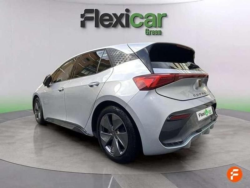 Usado Cupra Born 150 kW (204 CV) 2023 Gris Utilitario