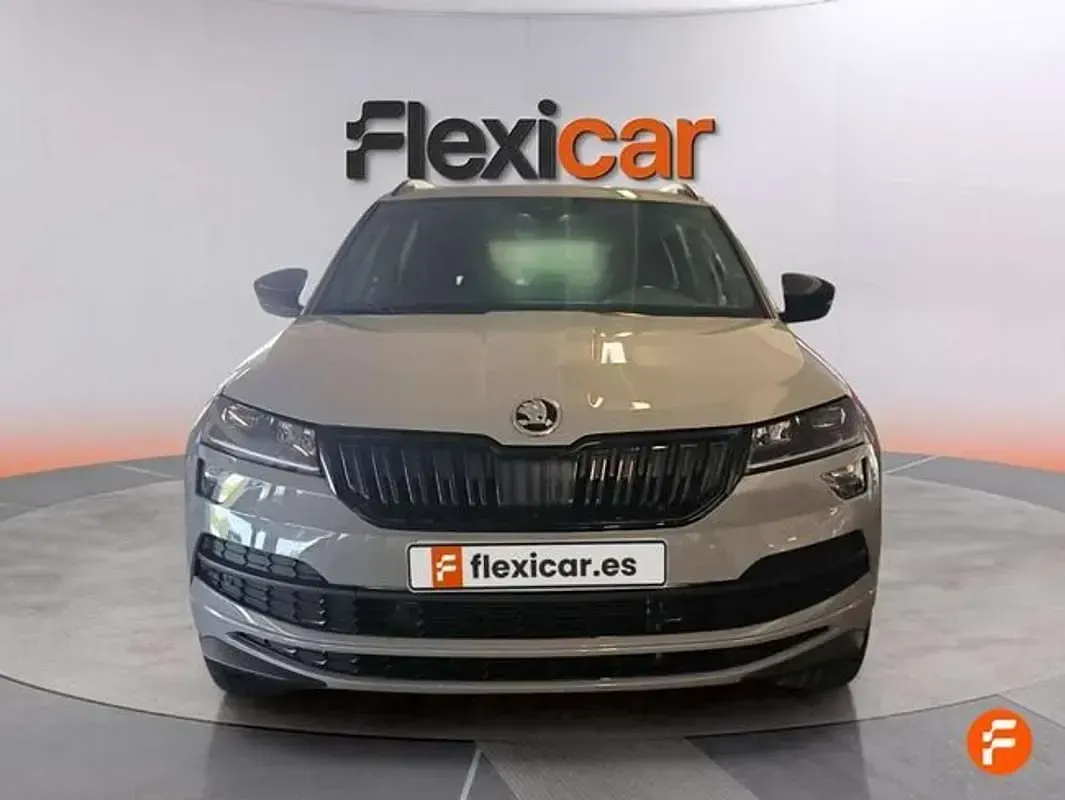 Usado Skoda Karoq Style 150 CV (110 kW) 2022 Verde SUV