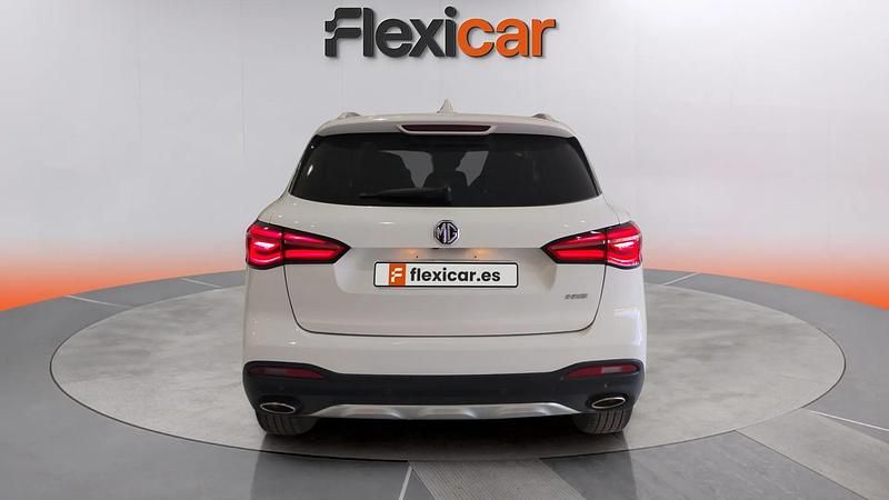 Usado MG HS Luxury 162 CV (119 kW) 2023 Blanco SUV