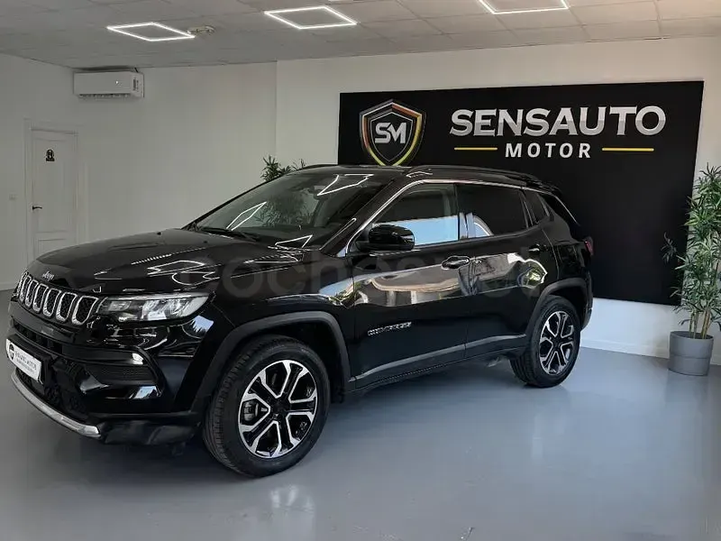 Usado Jeep Compass Limited 190 CV (139 kW) 2023 Negro SUV