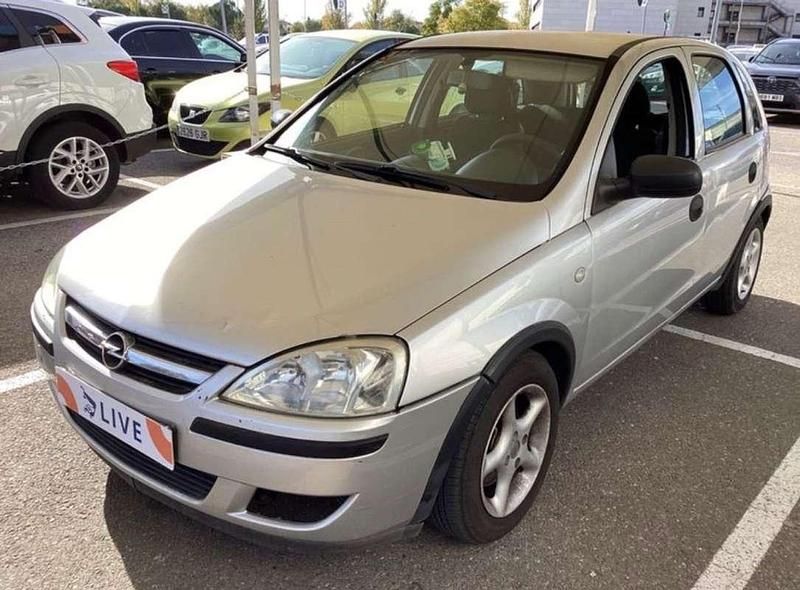 Gris Usado 2004 Opel Corsa Essentia Utilitario | 2500 € (Caro) - Imagen 1/4