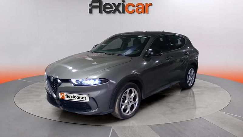 Usado Alfa Romeo Tonale Sprint 131 CV (96 kW) 2023 Gris SUV