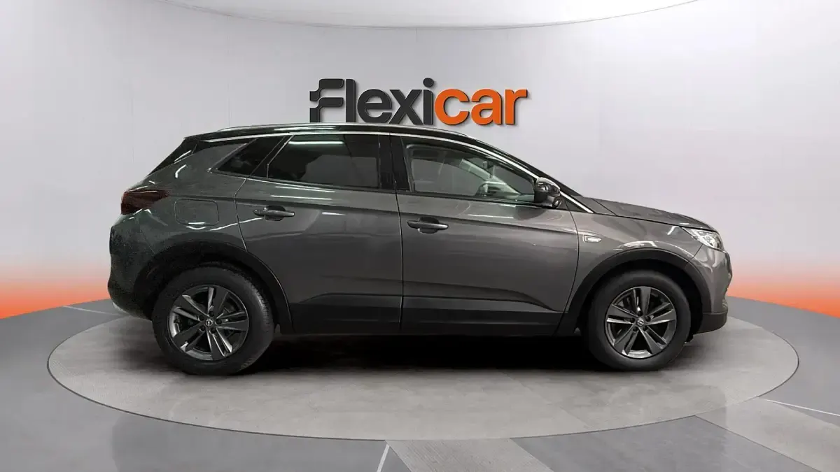 Usado Opel Grandland X Selective 131 CV (96 kW) 2019 Gris SUV