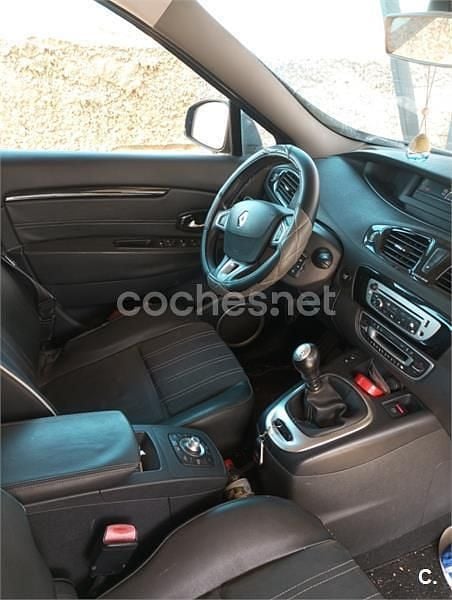 Granate Usado 2012 Renault Scénic III Dynamique Monovolumen | 5950 € (Precio justo) - Imagen 1/4