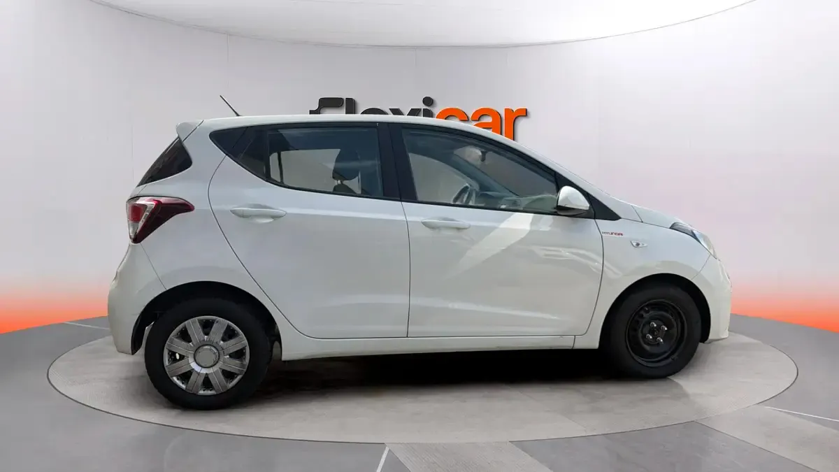 Usado Hyundai i10 87 CV (63 kW) 2017 Blanco Utilitario
