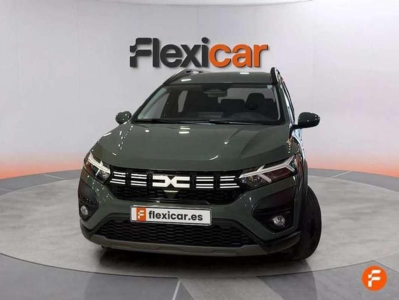 Begagnad Dacia Jogger Expression 140 HK (102 kW) 2023 Grå Minibuss