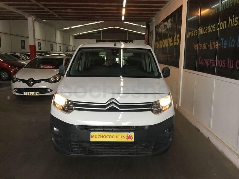 Usado Citroën Berlingo Live 102 CV (75 kW) 2020 Blanco Monovolumen
