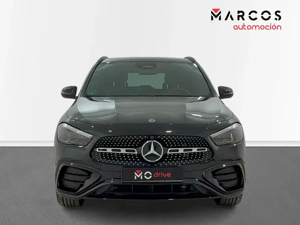 Usado Mercedes GLA200 150 CV (110 kW) 2025 SUV