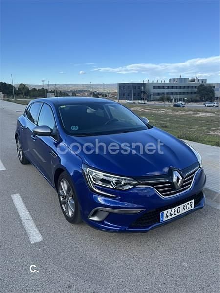 Usado Renault Mégane GT Line GT-Line 130 CV (95 kW) 2017 Azul Berlina