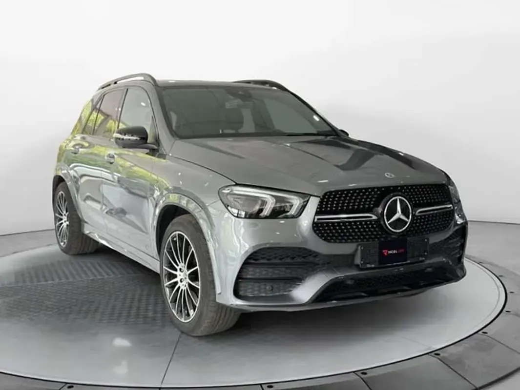 Usado Mercedes GLE63 AMG AMG line 321 CV (236 kW) 2021 Gris SUV