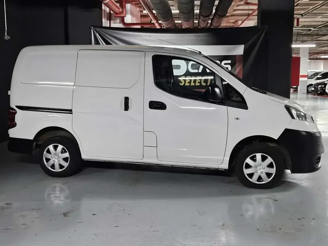 Usado Nissan NV200 90 CV (66 kW) 2019 Blanco Monovolumen