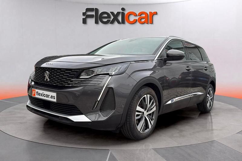 Usado Peugeot 5008 Allure 131 CV (96 kW) 2021 Gris Monovolumen