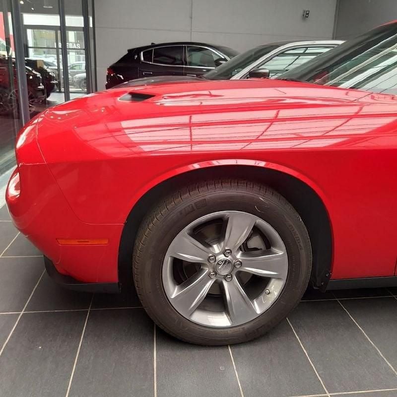 Usado Dodge Challenger SXT 309 CV (227 kW) 2022 Rojo Coupe