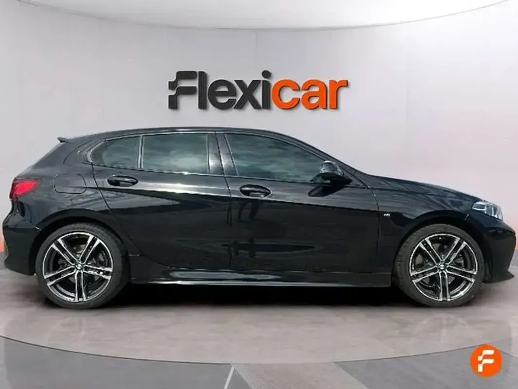 Usado BMW 120 178 CV (130 kW) 2022 Negro Utilitario