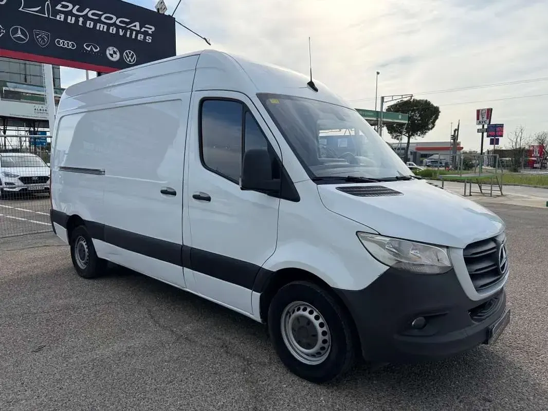 Usado Mercedes Sprinter 114 CV (83 kW) 2019 Blanco Van