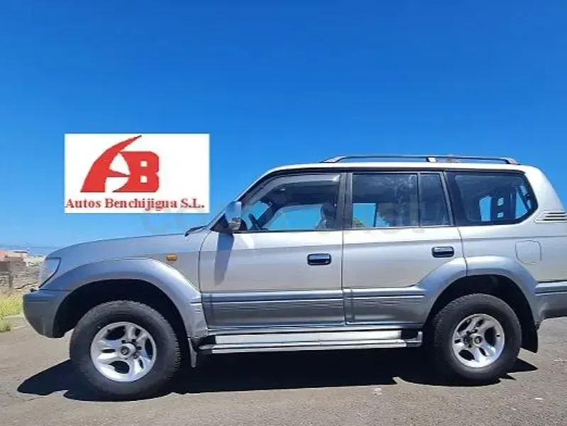 Usado Toyota Land Cruiser 125 CV (91 kW) 1998 Gris / plata SUV