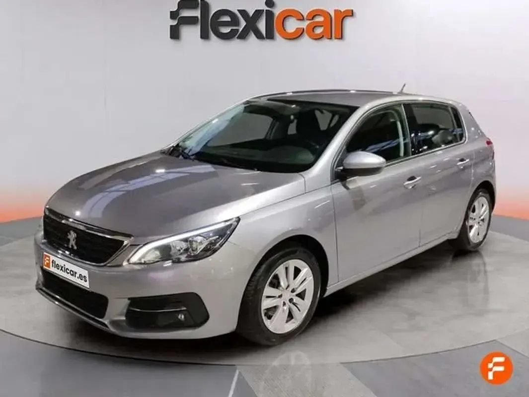 Usado Peugeot 308 Active 131 CV (96 kW) 2021 Gris Utilitario