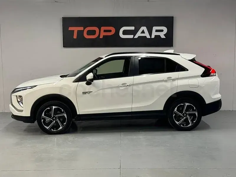 Usado Mitsubishi Eclipse Cross Motion 188 CV (138 kW) 2021 Blanco SUV