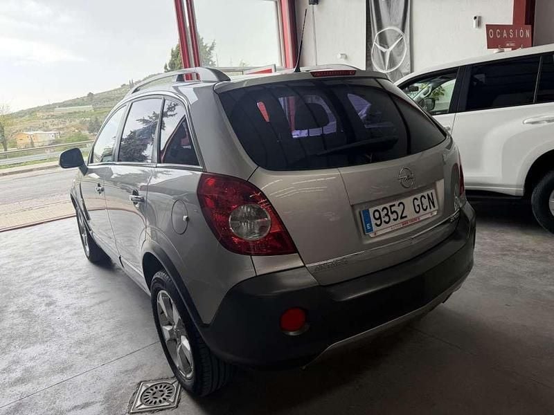 Usado Opel Antara Cosmo 150 CV (110 kW) 2008 Beige SUV