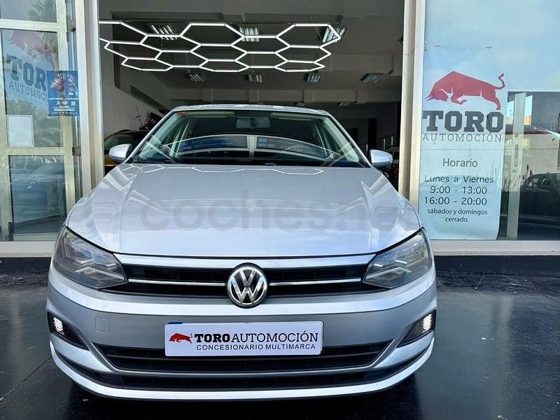 Usado VW Polo Sportline 95 CV (69 kW) 2019 Gris / plata Utilitario