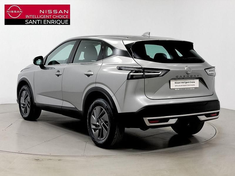 Usado Nissan Qashqai Acenta 140 CV (102 kW) 2024 Gris SUV