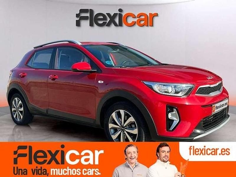 Beige Usado 2023 Kia Stonic SUV | 14.090 € (Precio justo) - Imagen 1/4