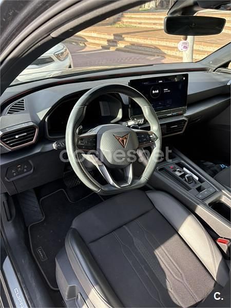 Usado Cupra Leon 150 CV (110 kW) 2022 Gris / plata Berlina