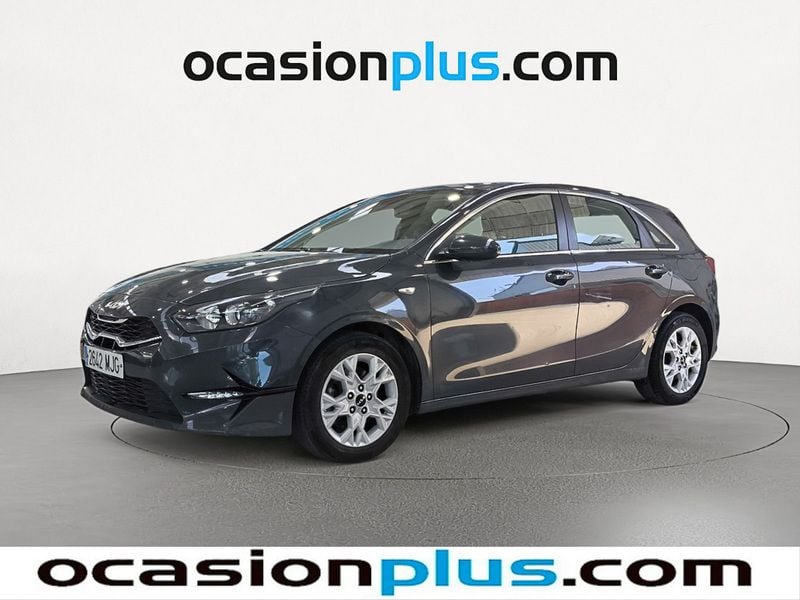 Gris Usado 2023 Kia Ceed Utilitario | 16.355 € (Super precio) - Imagen 1/4