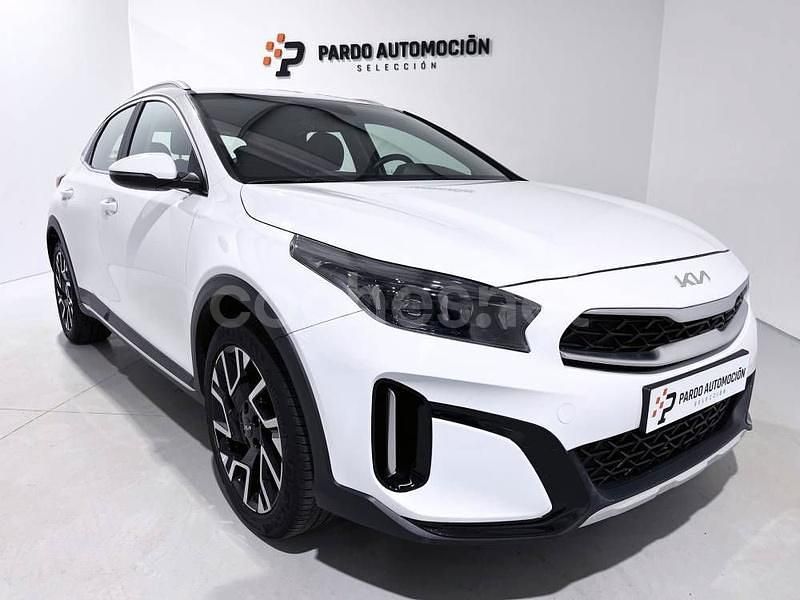 Usado Kia XCeed 100 CV (73 kW) 2024 Blanco SUV