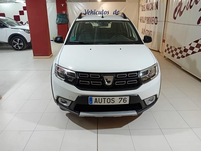 Usado Dacia Sandero Comfort 90 CV (66 kW) 2021 Blanco