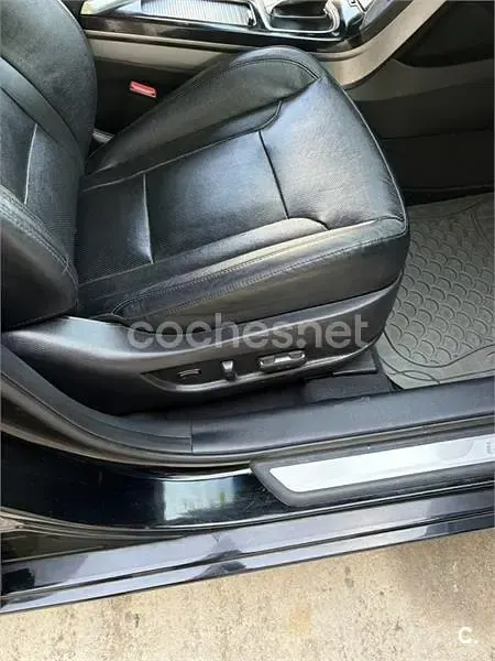 Usado Hyundai i40 136 CV (100 kW) 2014 Negro Berlina