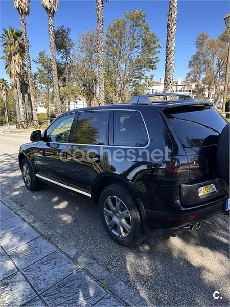 Usado VW Touareg 225 CV (165 kW) 2007 Negro SUV