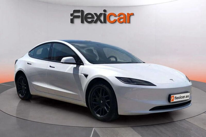 Blanco Usado 2024 Tesla Model 3 Berlina | 31.990 € (Precio justo) - Imagen 1/4