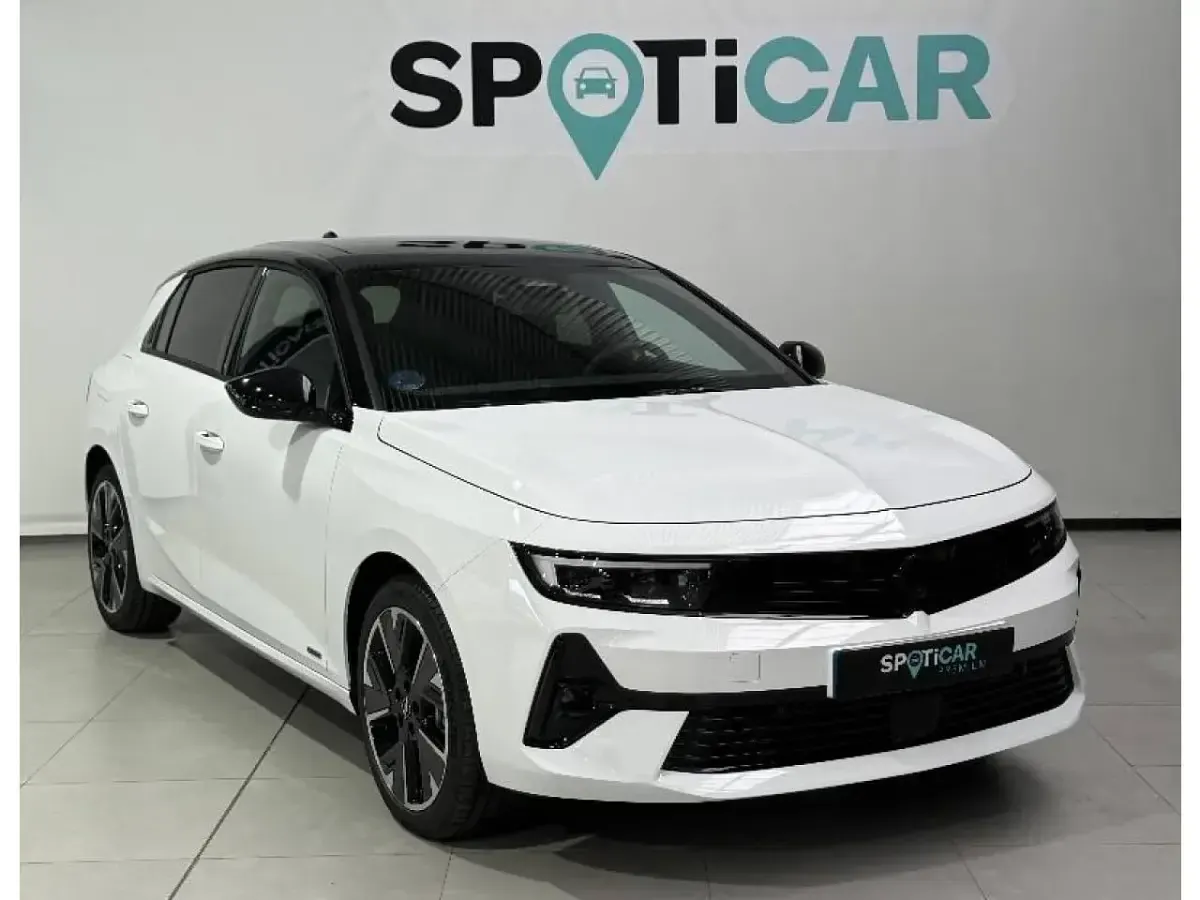 Usado Opel Astra 114 kW (156 CV) 2023 Blanco Utilitario