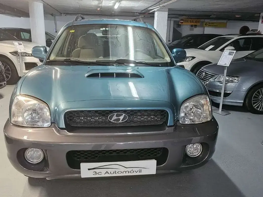 Usado Hyundai Santa Fe GLS 112 CV (82 kW) 2001 Verde SUV