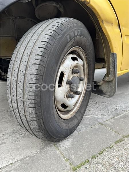 Usado Ford Transit 115 CV (84 kW) 2012 Amarillo Pickup/Camioneta