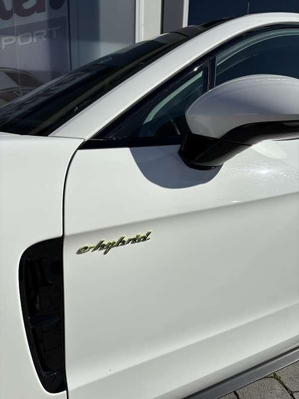 Usado Porsche Panamera 4 Executive 462 CV (339 kW) 2019 Blanco Berlina