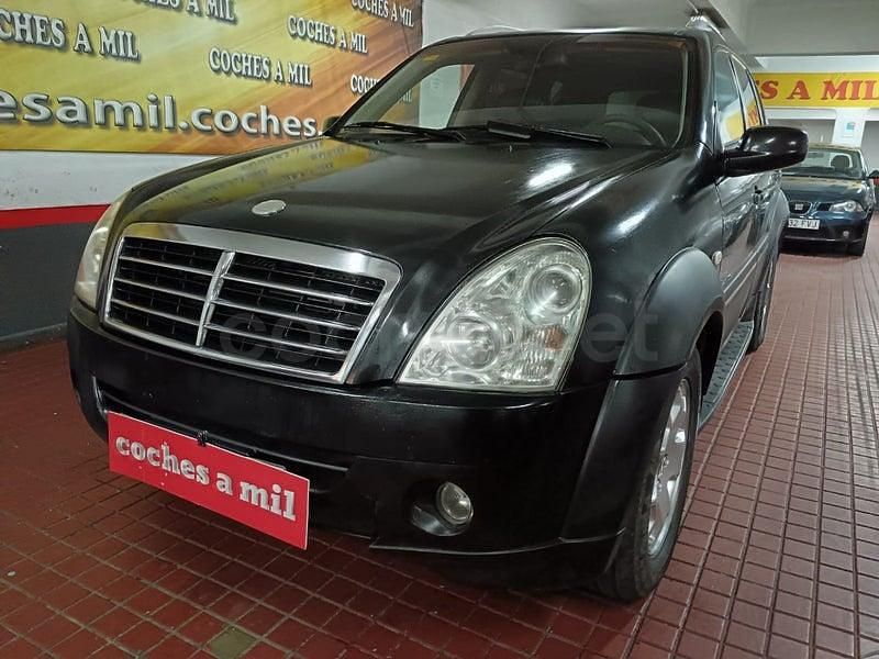 Usado Ssangyong (KGM) Rexton II 165 CV (121 kW) 2007 Negro SUV