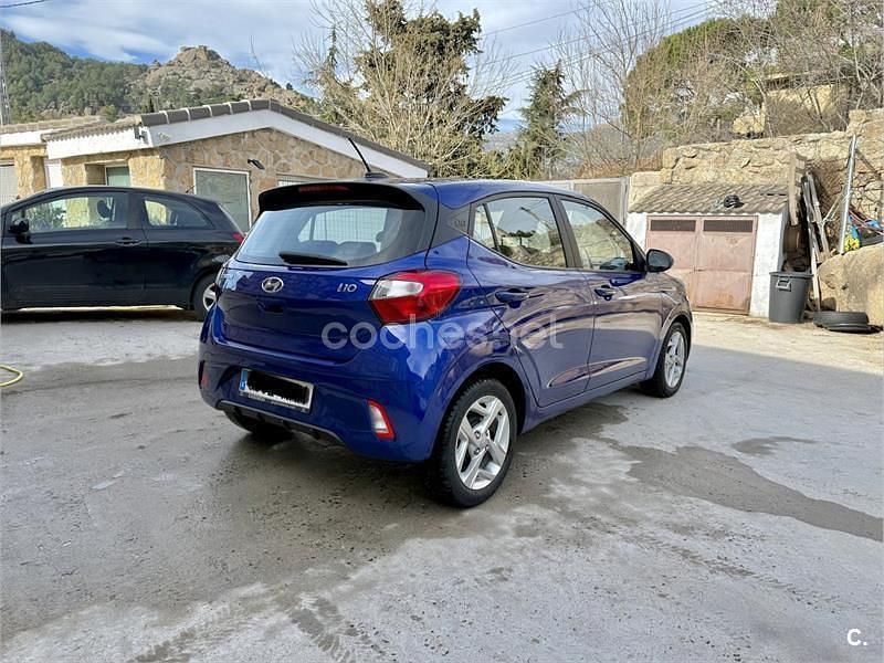 Usado Hyundai i10 67 CV (49 kW) 2023 Azul Utilitario