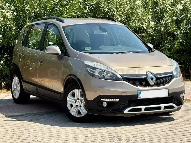 Usado Renault Scénic III Bose Edition 110 CV (80 kW) 2014 Blanco Monovolumen