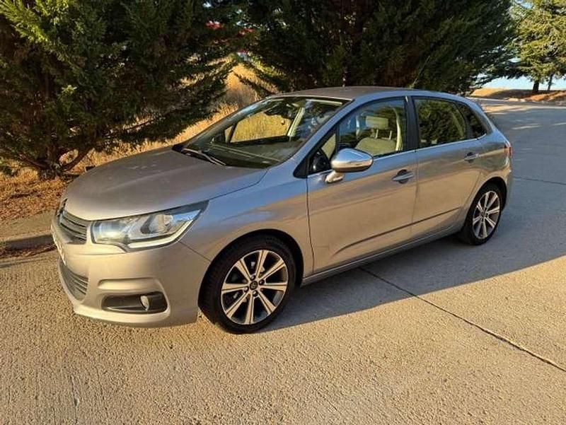 Usado Citroën C4 Live 101 CV (74 kW) 2016 Gris Berlina
