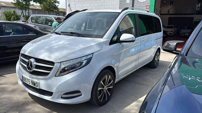Usado Mercedes V250 190 CV (139 kW) 2016 Blanco Monovolumen