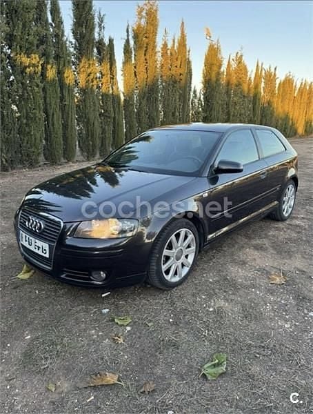 Gris / plata Usado 2007 Audi A3 Ambition Berlina | 5000 € (Precio justo) - Imagen 1/4