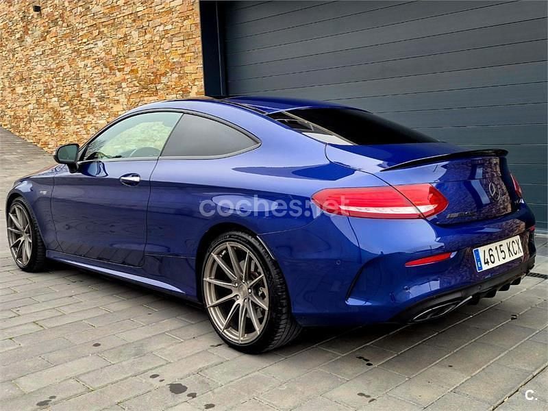Usado Mercedes C43 AMG 367 CV (269 kW) 2017 Azul Coupe