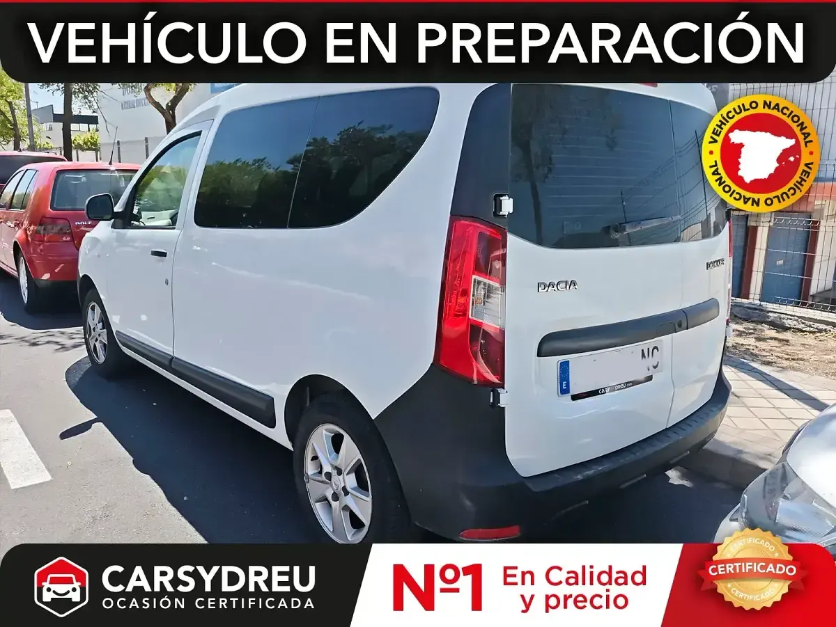 Usado Dacia Dokker Essentiel 95 CV (69 kW) 2021 Blanco Monovolumen