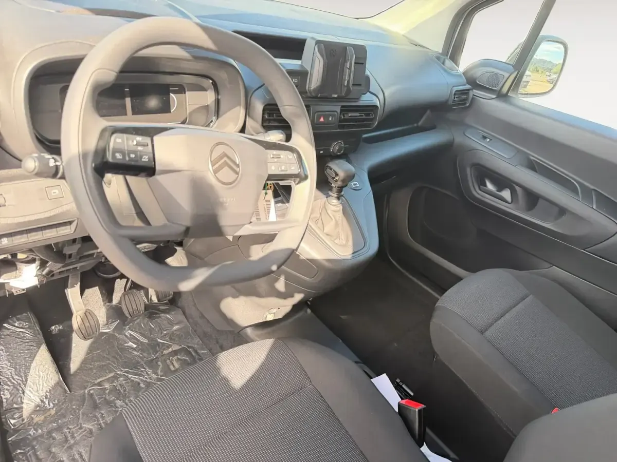 Nuevo Citroën Berlingo 100 CV (73 kW) 2026 Blanco Monovolumen